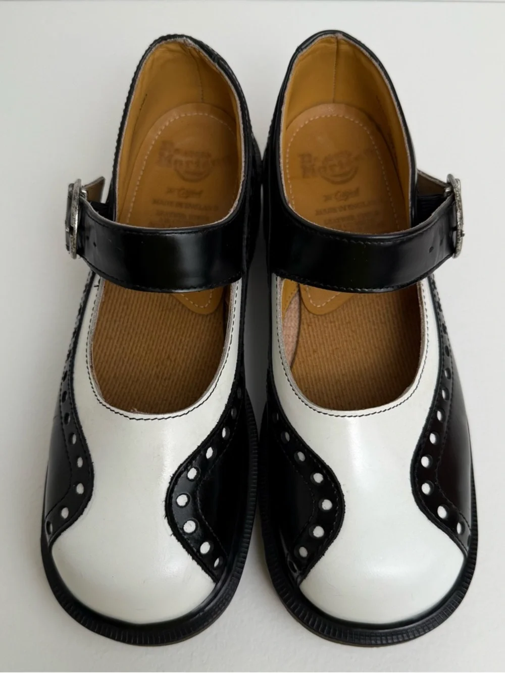Vintage Dr. Martens England MIE Black White Wingtip Heel Mary Janes Shoes UK 4 - Picture 2 of 16